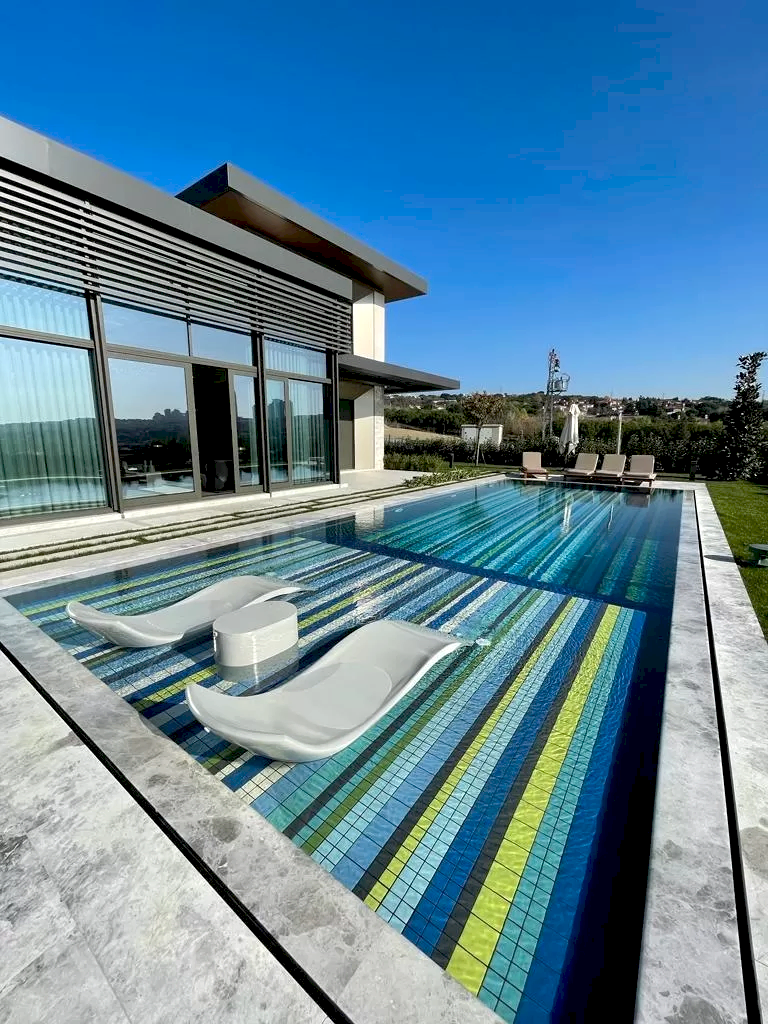 Yeni Tasarım Taşmalı Havuz